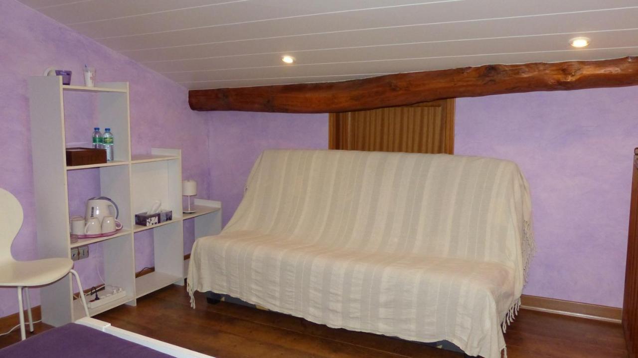 Chez Tiane Puy De Dome Bed and Breakfast Saint-Flour  Exteriör bild