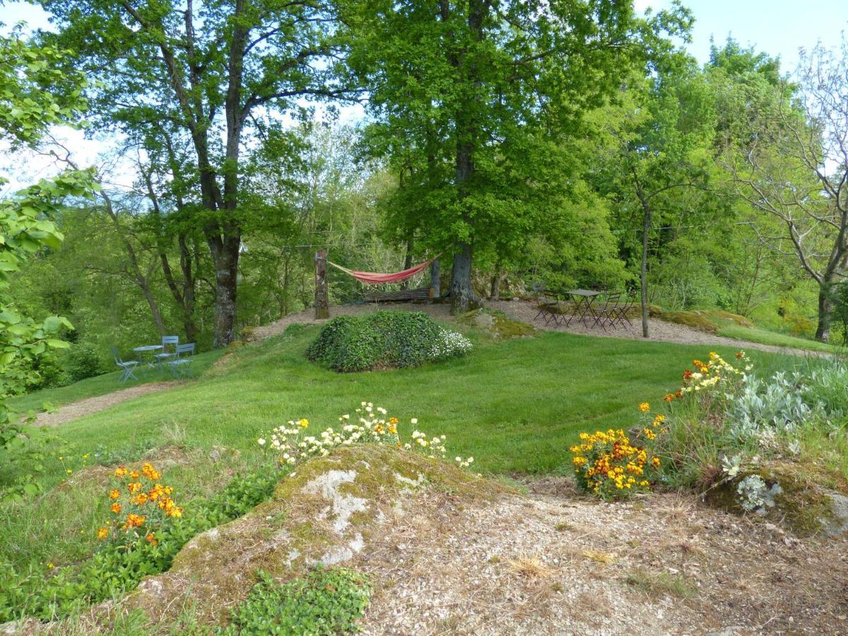 Chez Tiane Puy De Dome Bed and Breakfast Saint-Flour  Exteriör bild