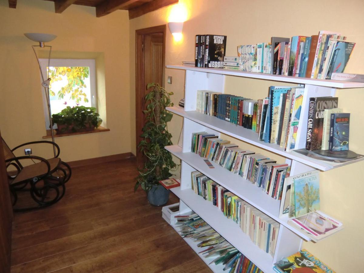 Chez Tiane Puy De Dome Bed and Breakfast Saint-Flour  Exteriör bild