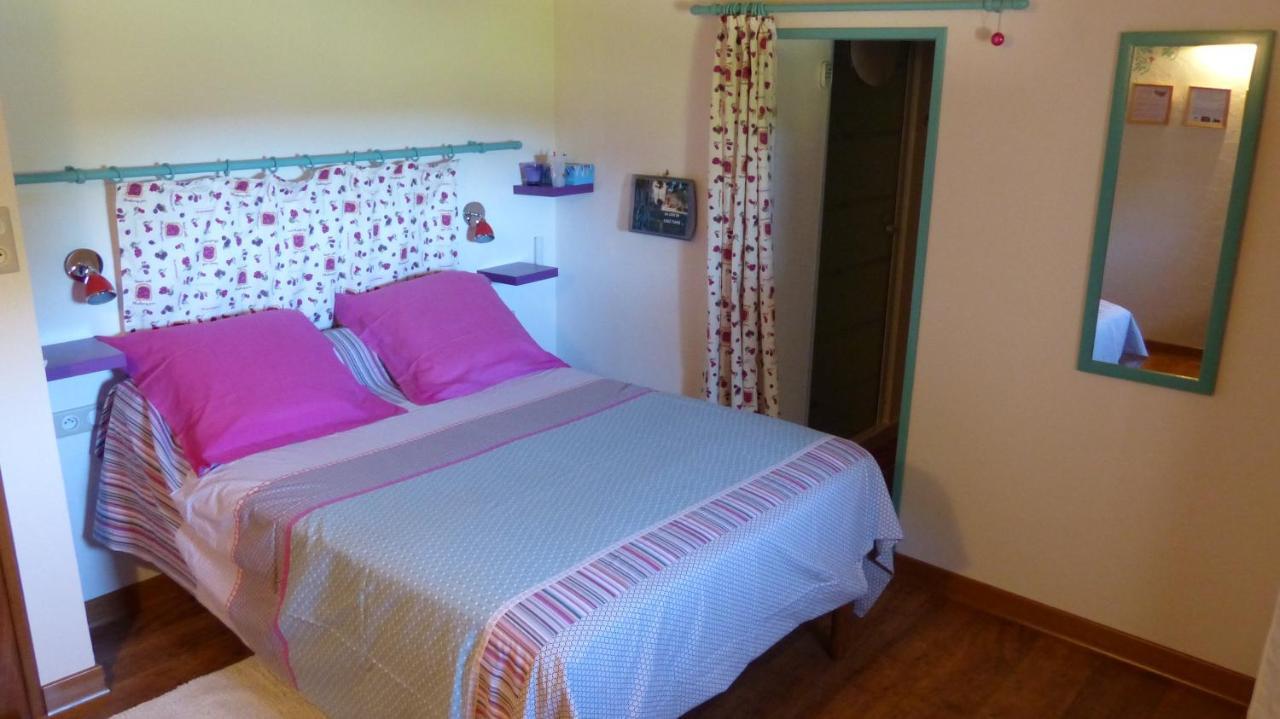 Chez Tiane Puy De Dome Bed and Breakfast Saint-Flour  Exteriör bild